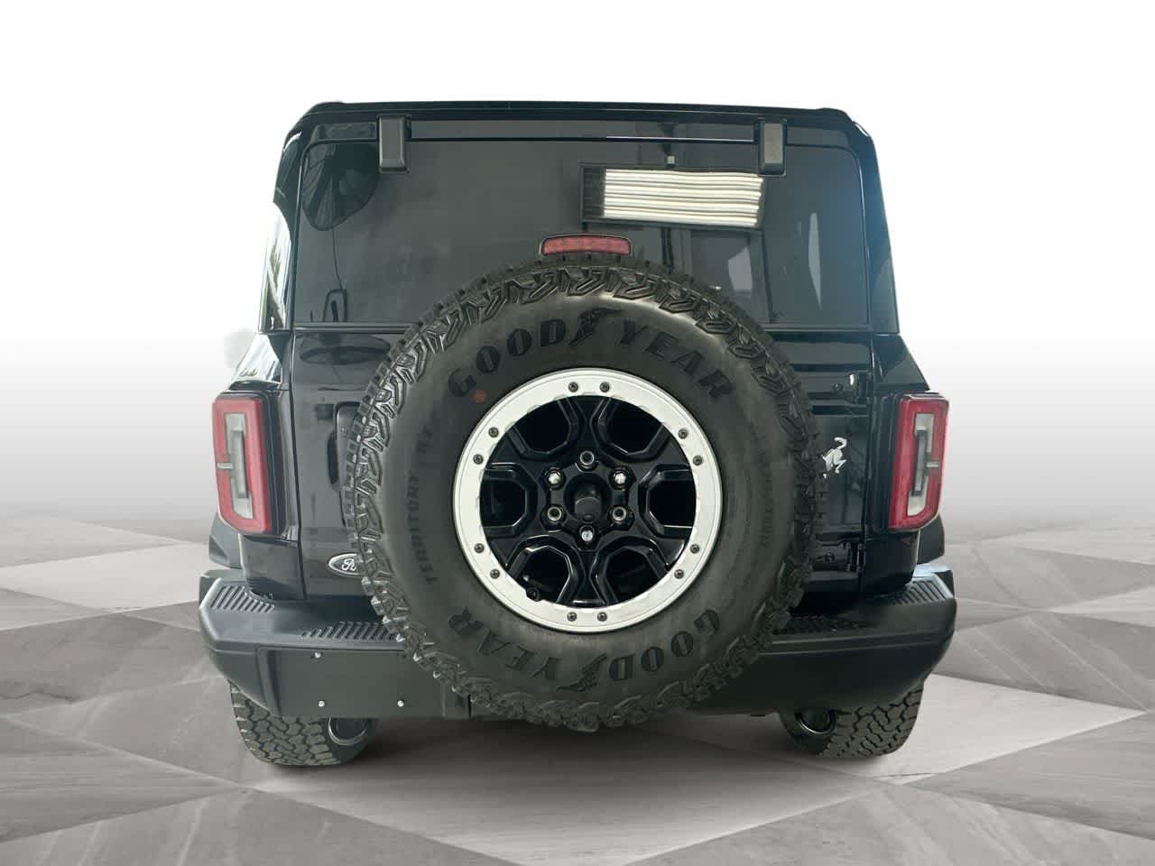 Used 2025 Ford Bronco Badlands AWD/4WD image 7