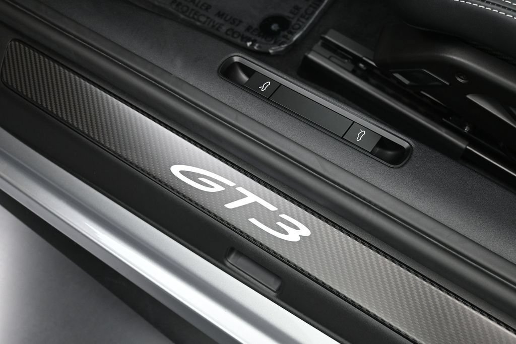 Certified 2026 Porsche 911 GT3 RWD image 29