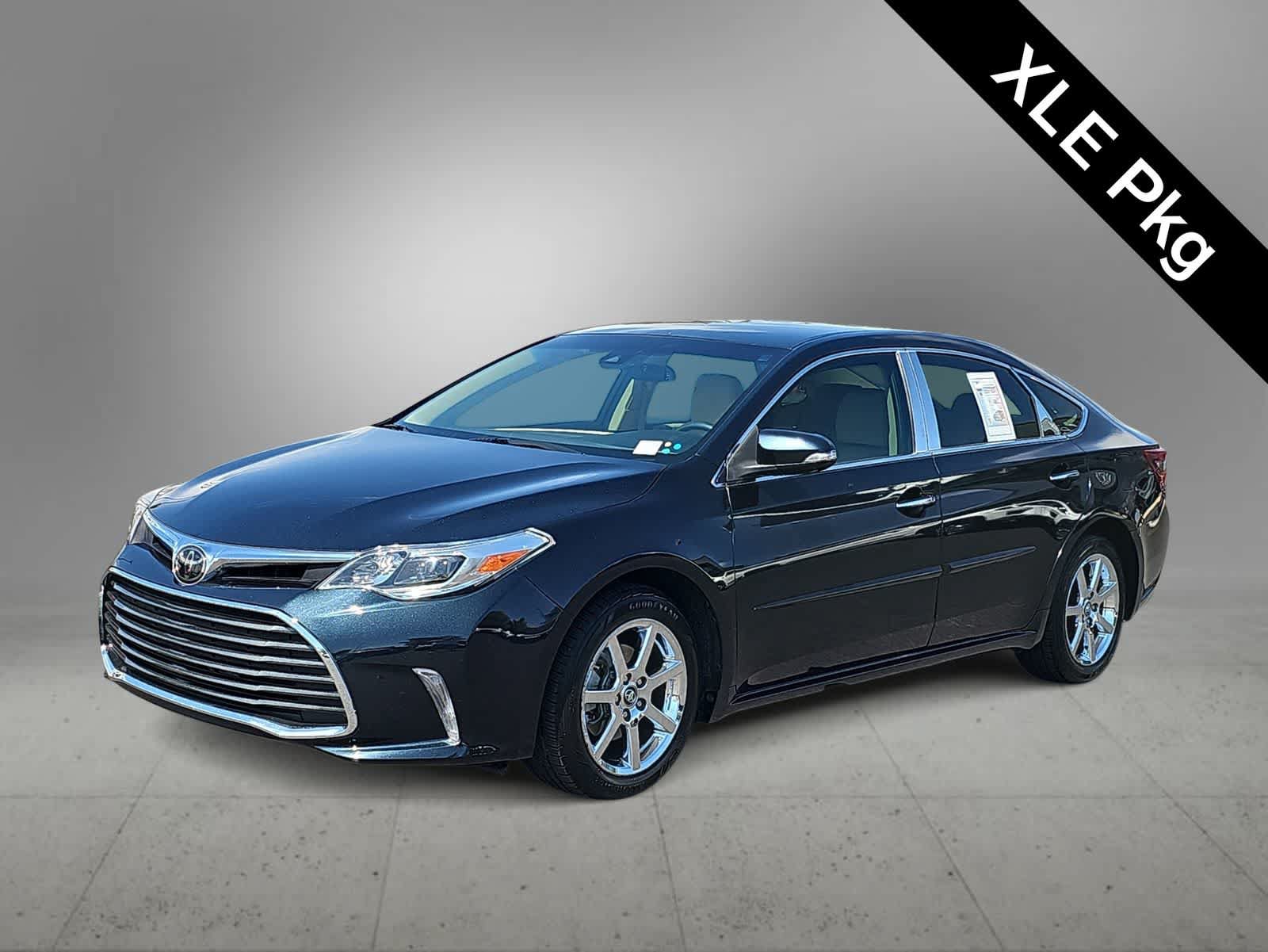Used 2017 Toyota Avalon XLE w/ Protection Package FWD image 4