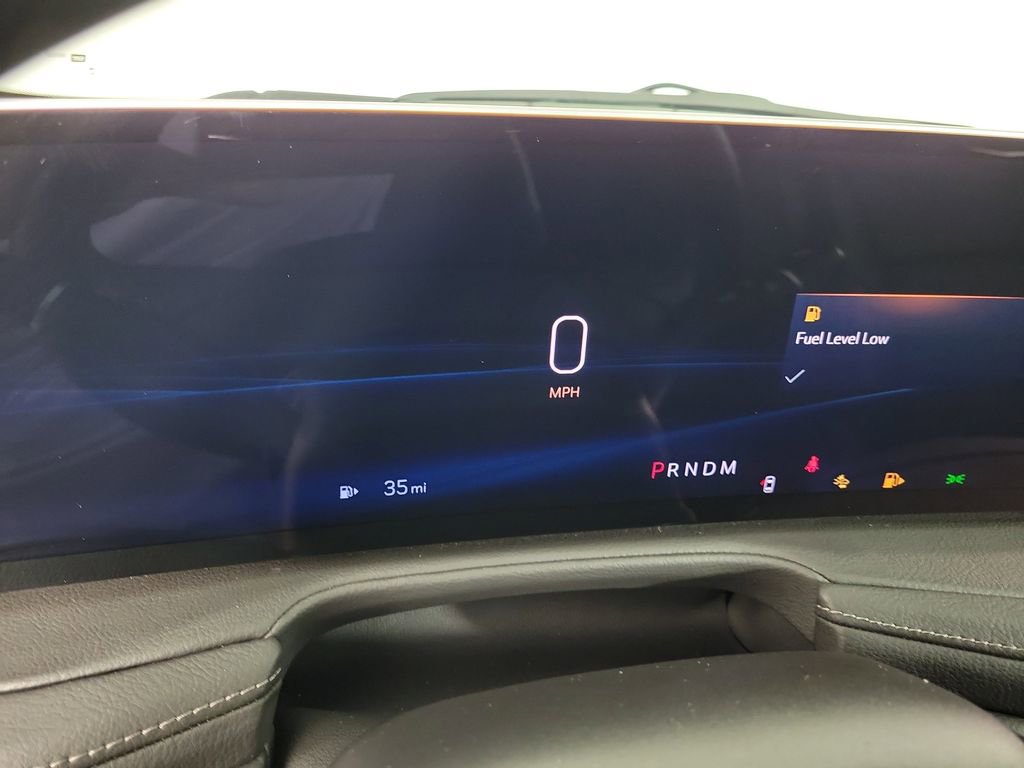 Used 2025 Cadillac XT4 Premium Luxury FWD image 24