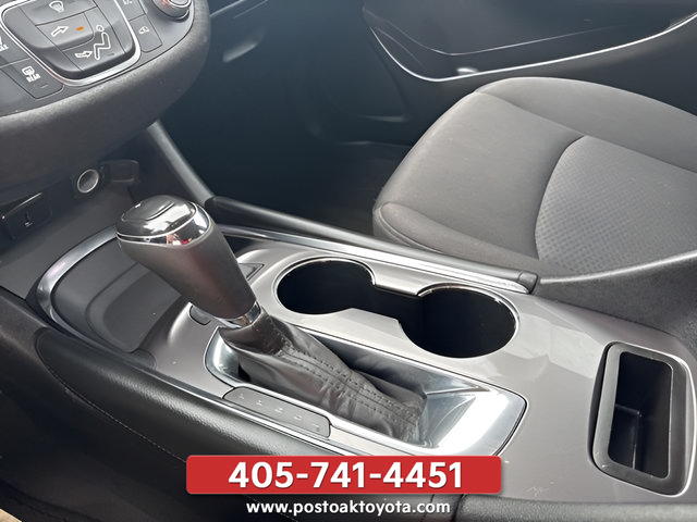 Used 2018 Chevrolet Malibu LT FWD image 25