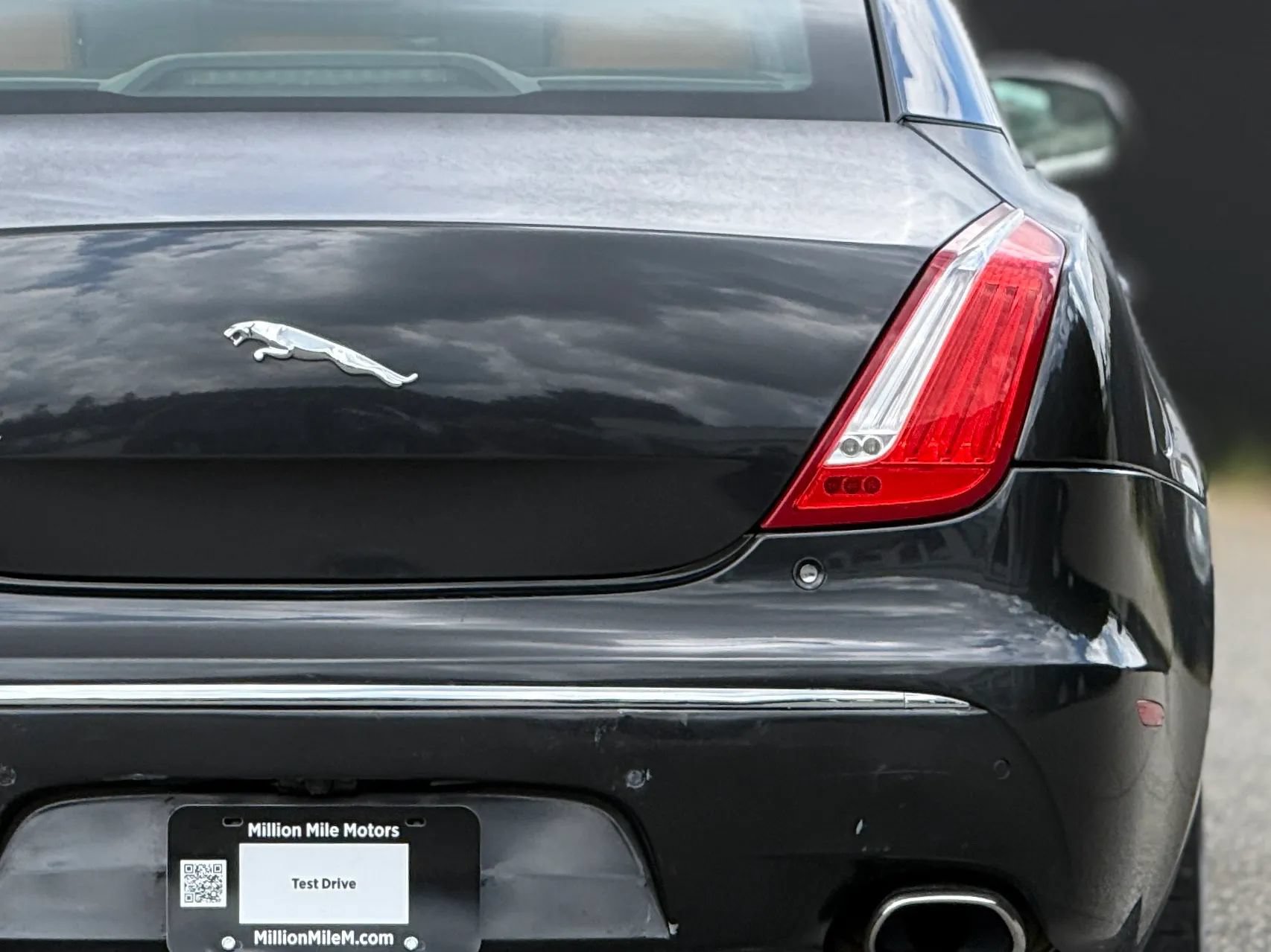 Used 2012 Jaguar XJ L RWD image 14