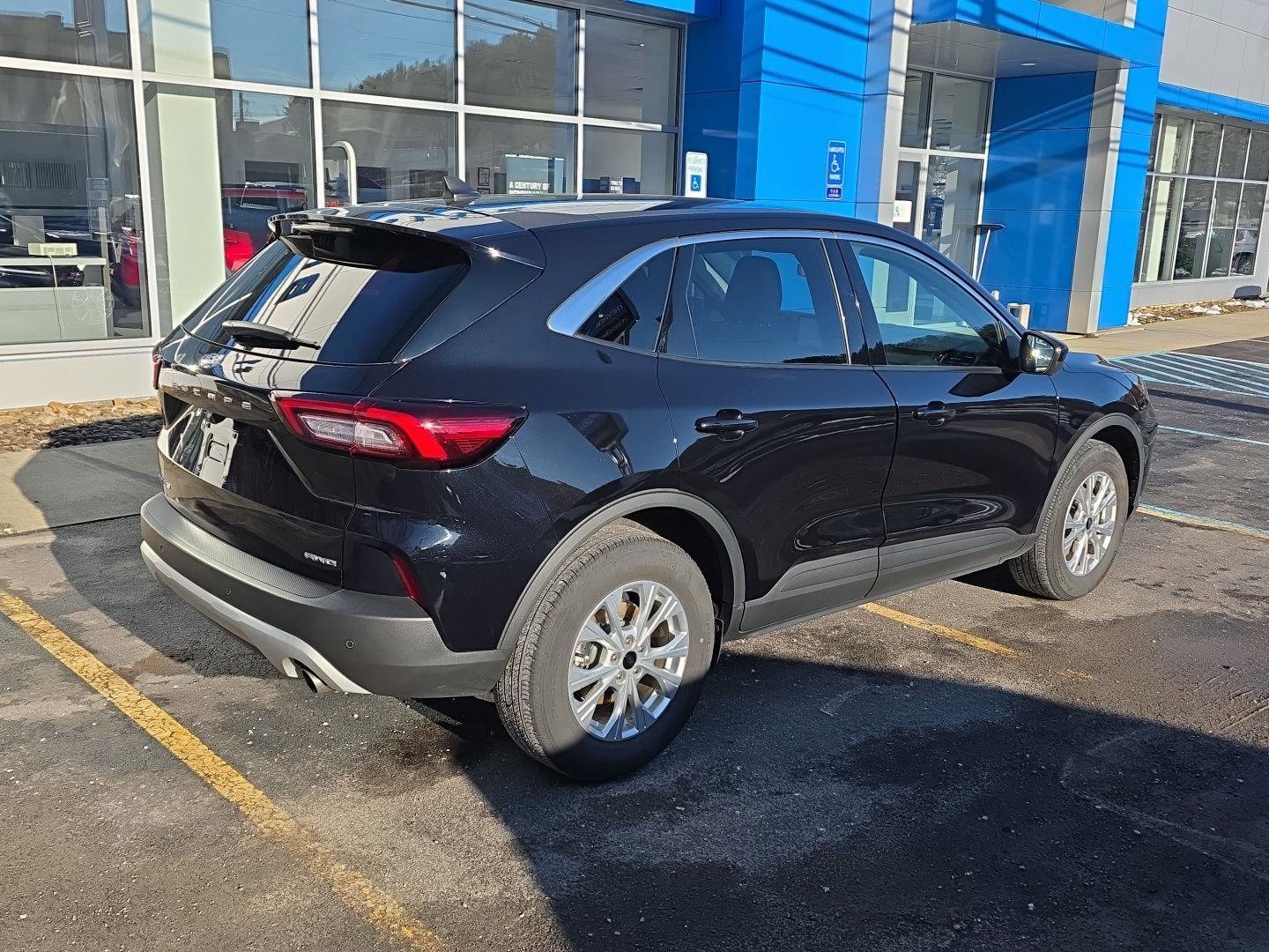 Used 2023 Ford Escape Active w/ Tech Pack #2 image 9