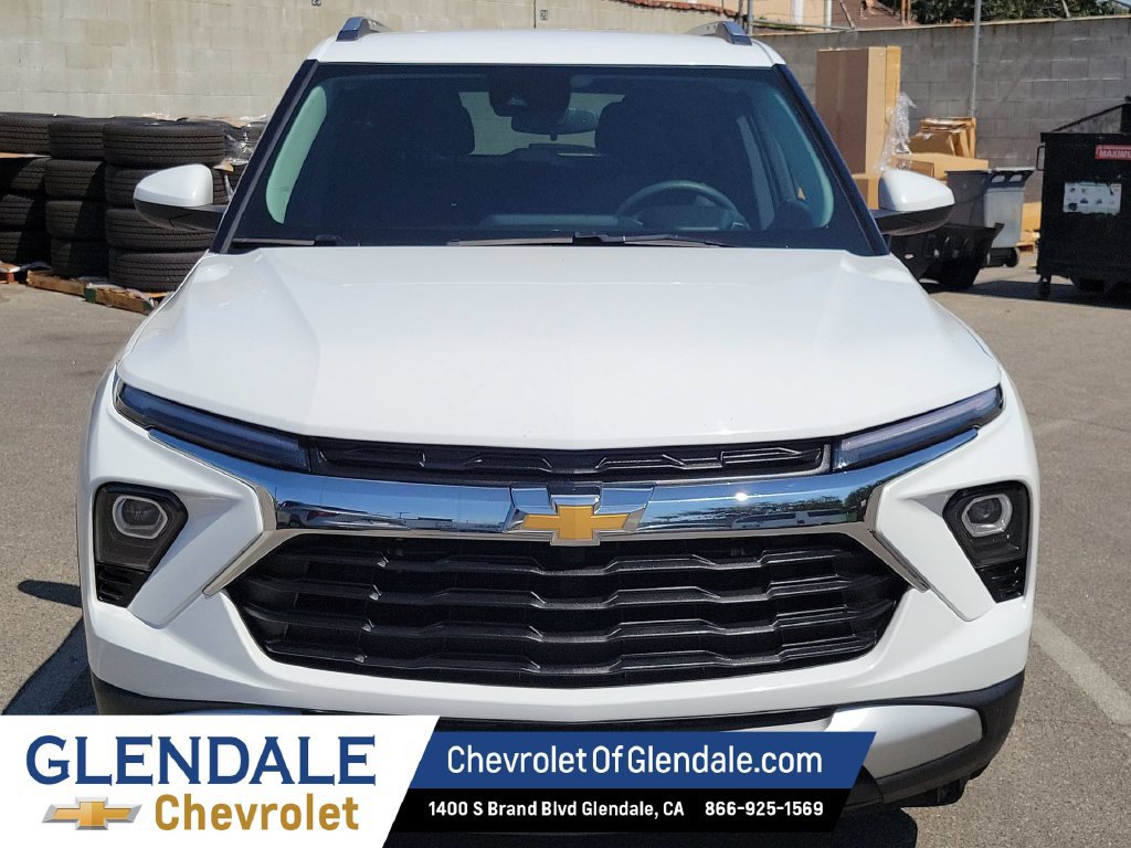 Used 2024 Chevrolet Trax RS w/ Driver Confidence Package FWD image 8
