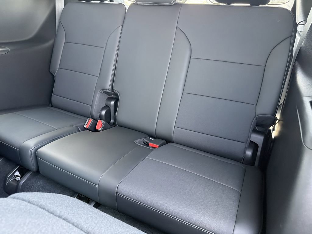 New 2026 Buick Enclave Preferred FWD image 18