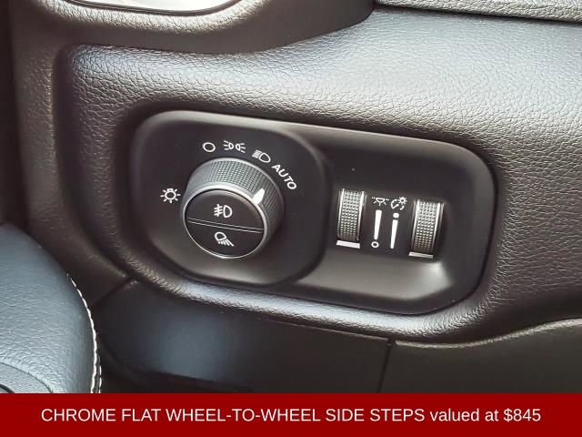 Used 2025 RAM 3500 Laramie image 15