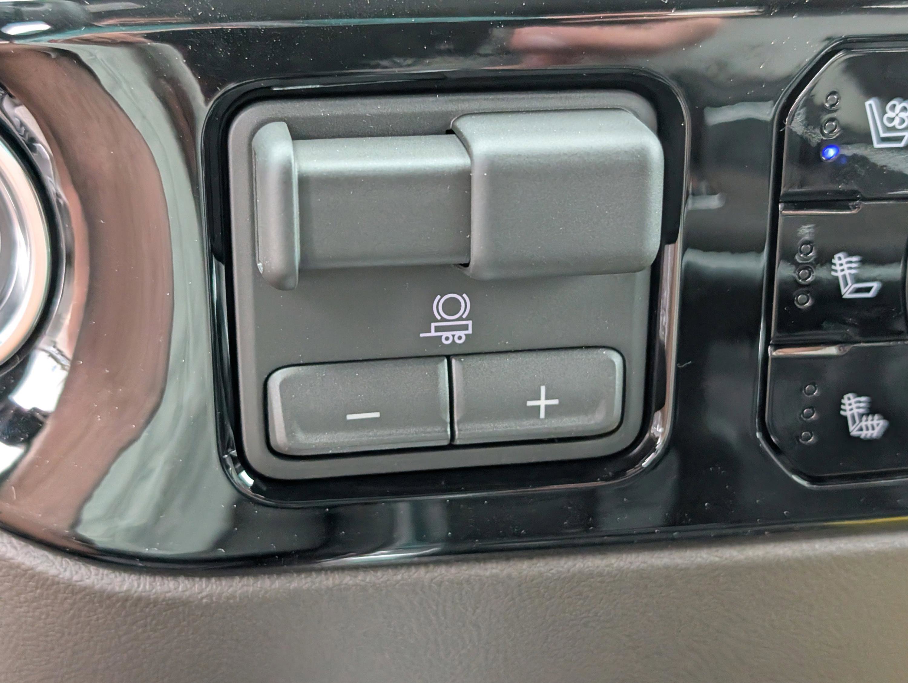 New 2026 Chevrolet Silverado 1500 LTZ w/ LTZ Premium Package image 28