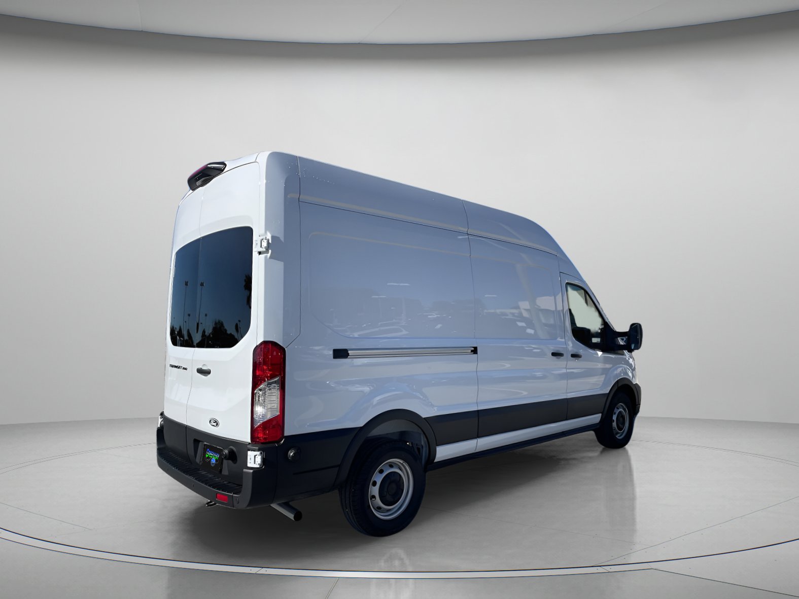 New 2026 Ford Transit 250 148 High Roof RWD image 4
