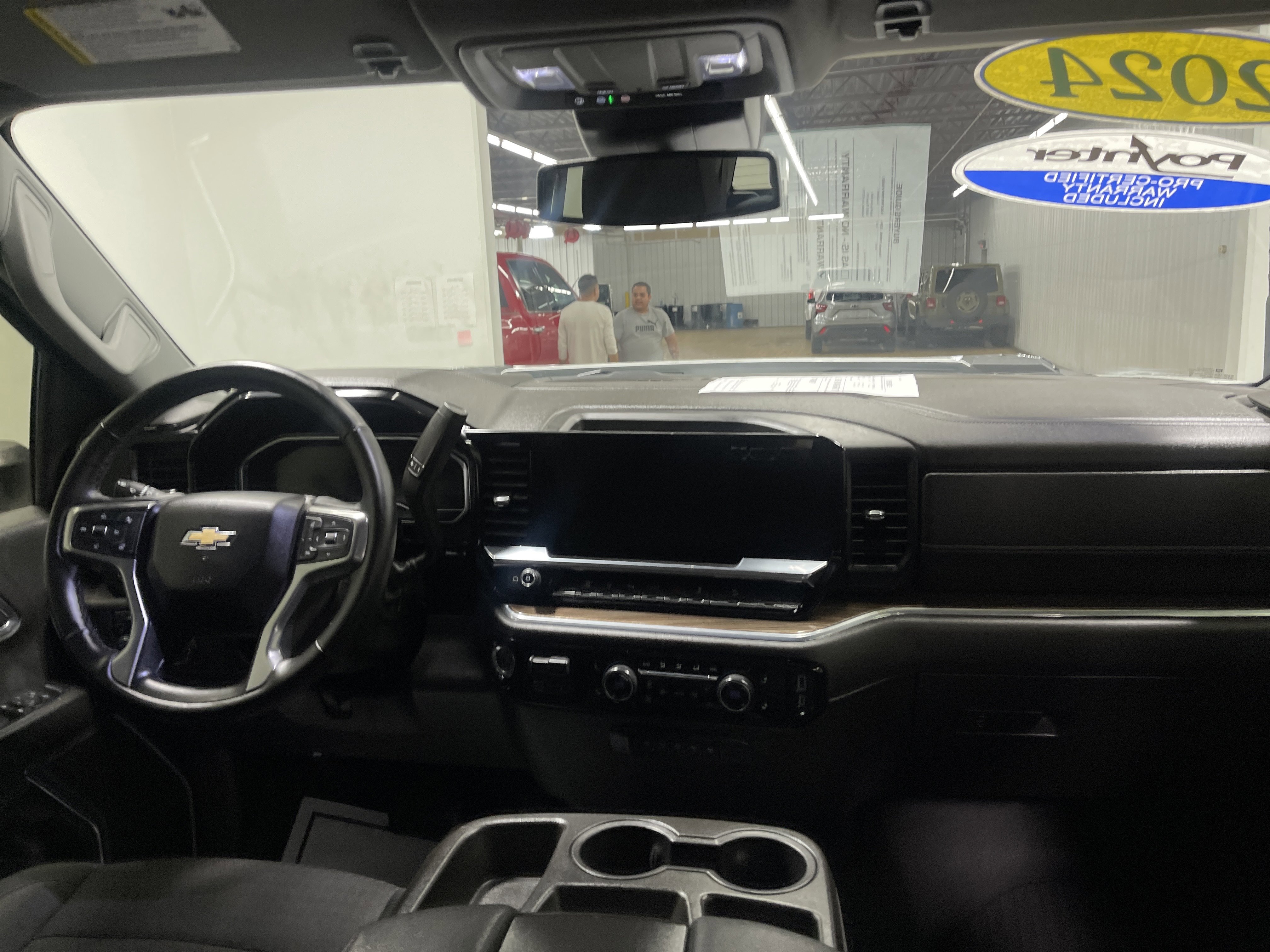 Used 2024 Chevrolet Silverado 2500 LT image 22