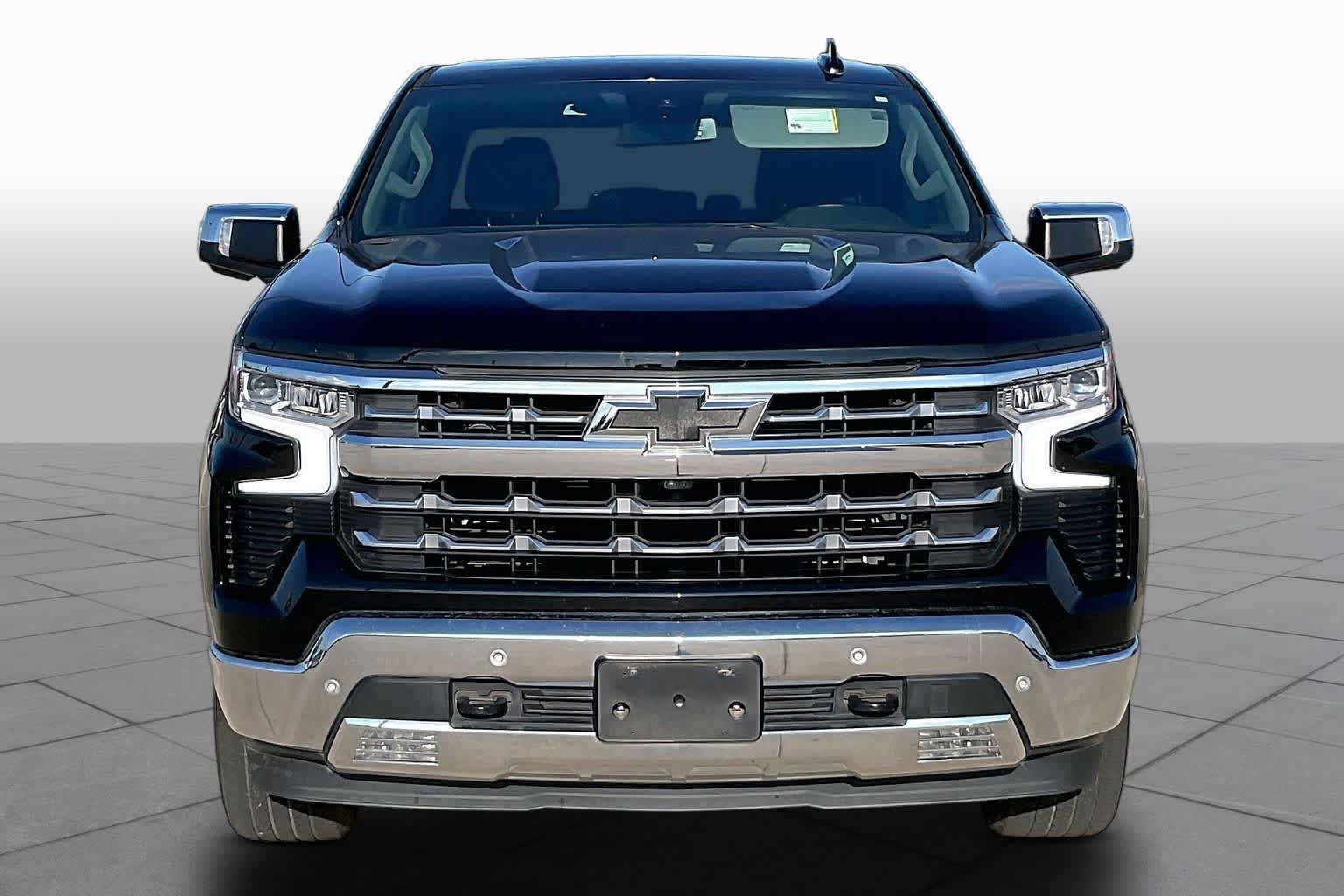 Used 2024 Chevrolet Silverado 1500 LTZ w/ LPO, Dark Essentials Package AWD/4WD image 4