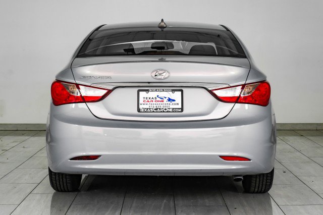 Used 2012 Hyundai Sonata GLS FWD image 7