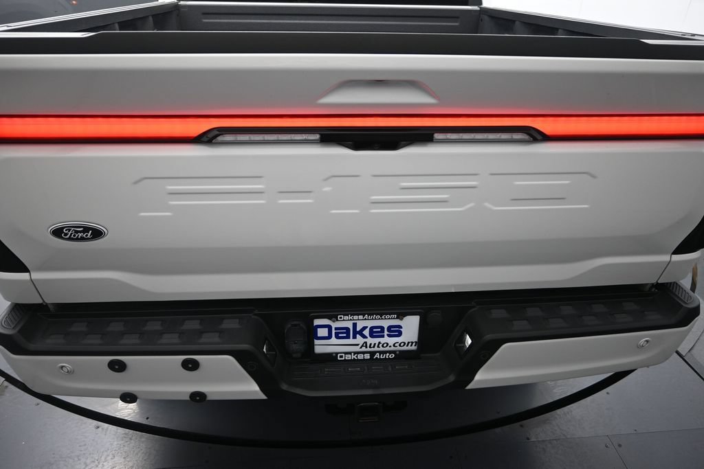 Used 2022 Ford F150 Lightning Lariat AWD/4WD image 34