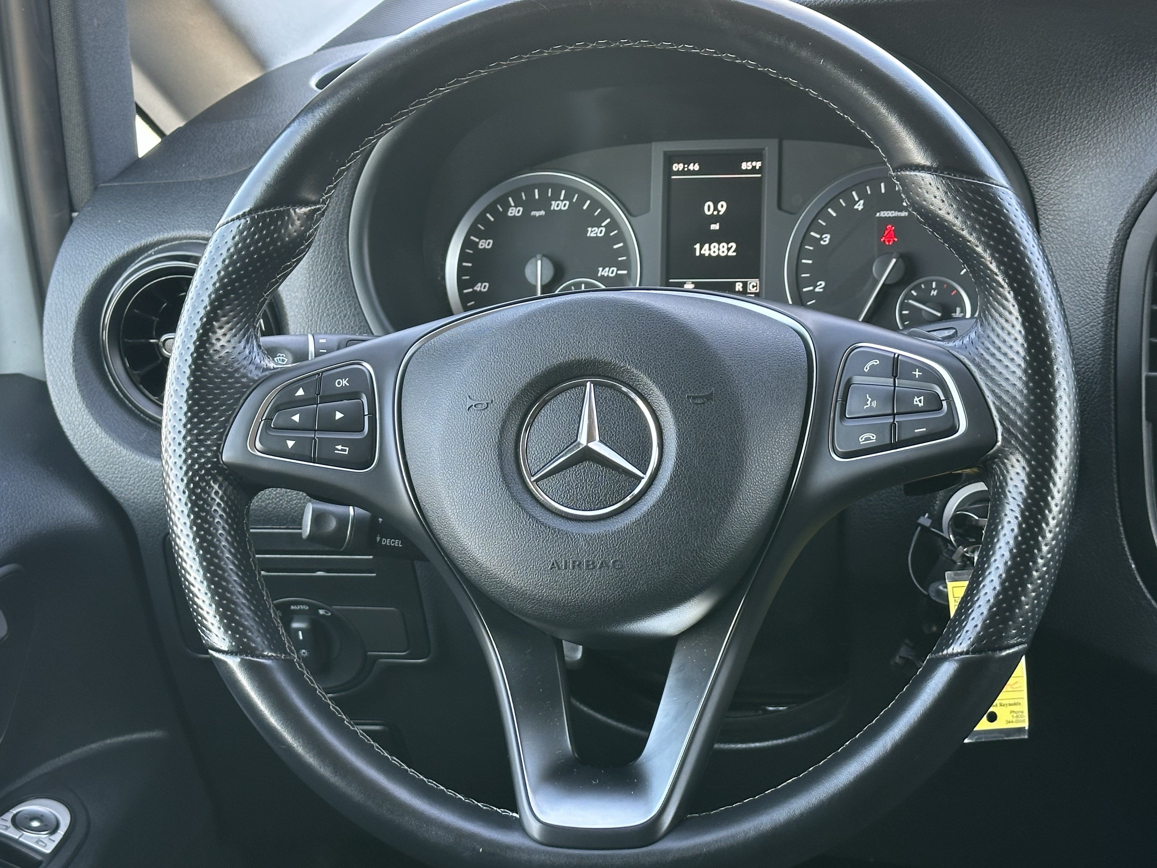 Used 2022 Mercedes-Benz Metris image 21