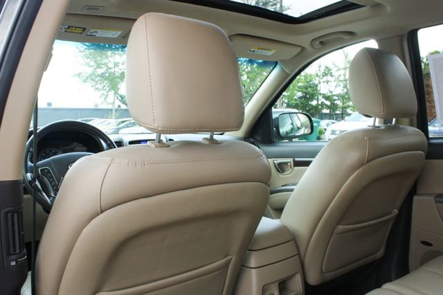 Used 2012 Hyundai Santa Fe Limited FWD image 29