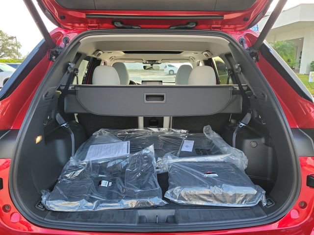 New 2025 Mitsubishi Outlander SE image 11