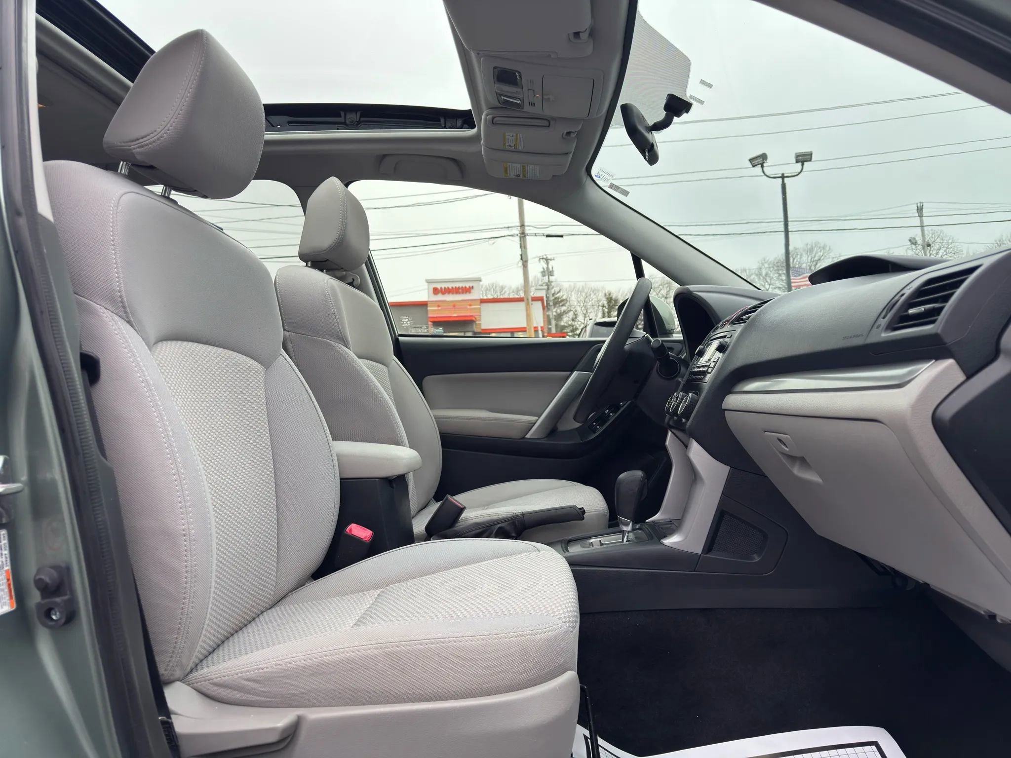 Used 2015 Subaru Forester 2.5i Premium w/ All-Weather Package image 22