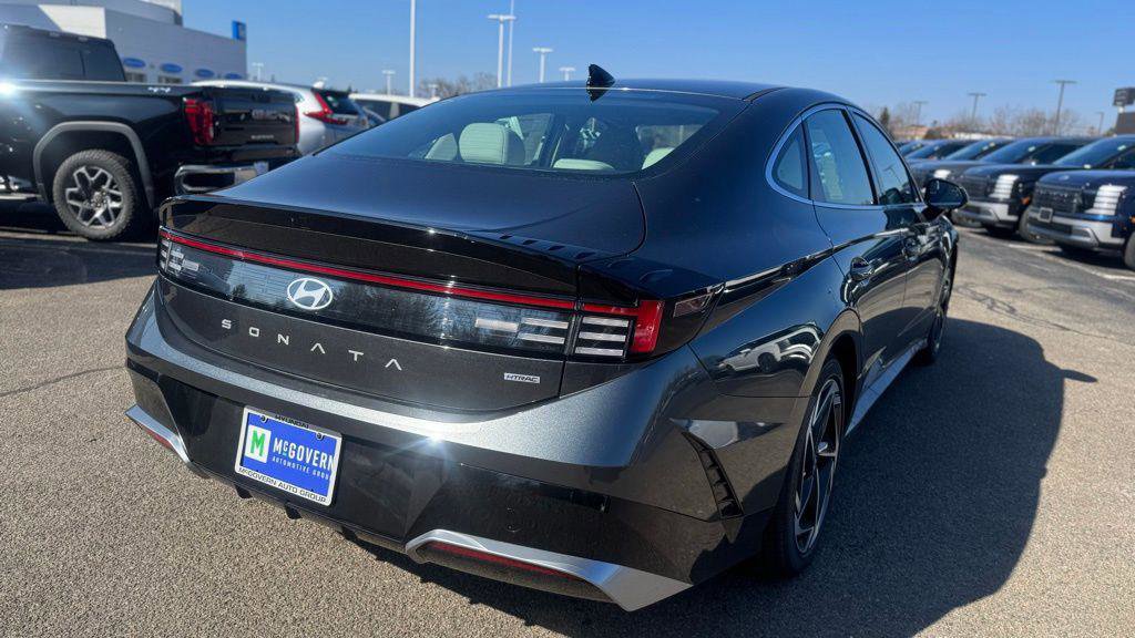 New 2026 Hyundai Sonata SEL image 4