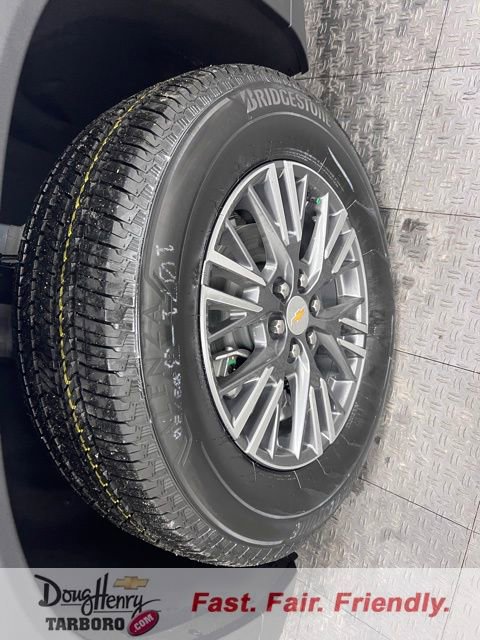 New 2026 Chevrolet Traverse LT w/ Driver Confidence Package FWD image 19