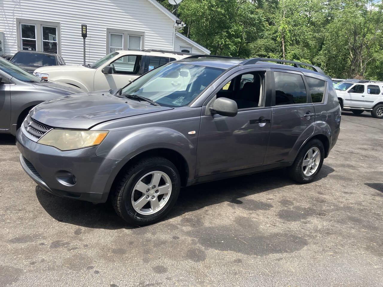 Used 2009 Mitsubishi Outlander ES image 9
