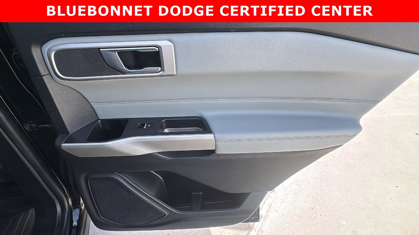 Used 2022 Ford Explorer XLT w/ Equipment Group 202A image 26