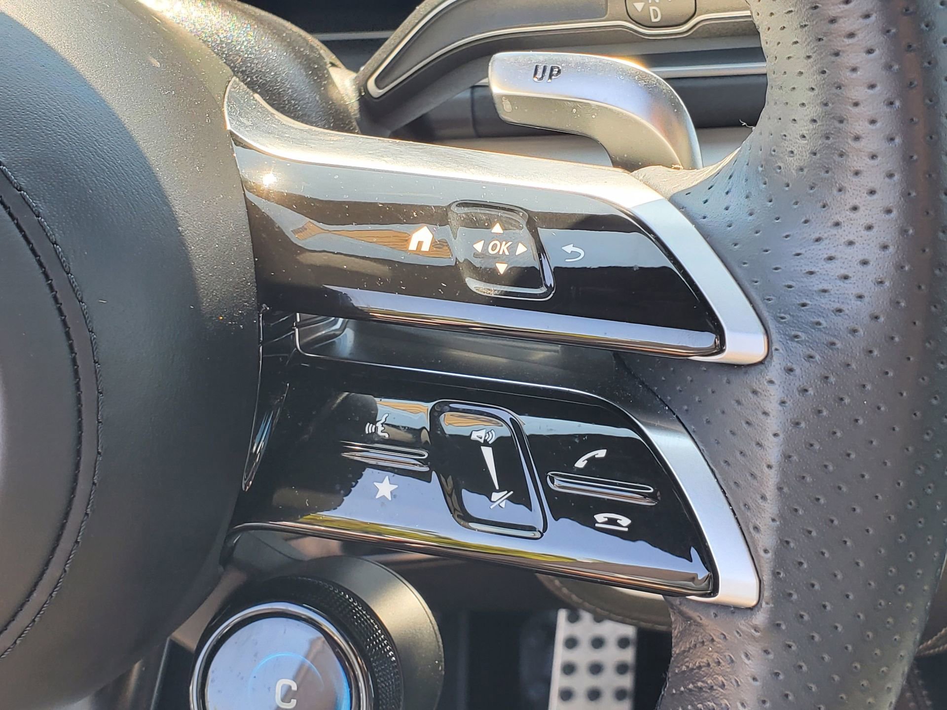 Used 2025 Mercedes-Benz GLE 53 AMG 4MATIC image 24