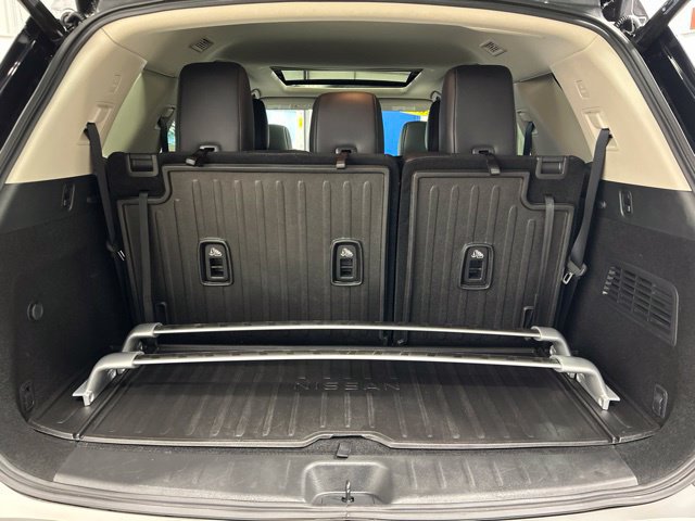 Used 2024 Nissan Pathfinder Platinum w/ Cargo Package AWD/4WD image 21