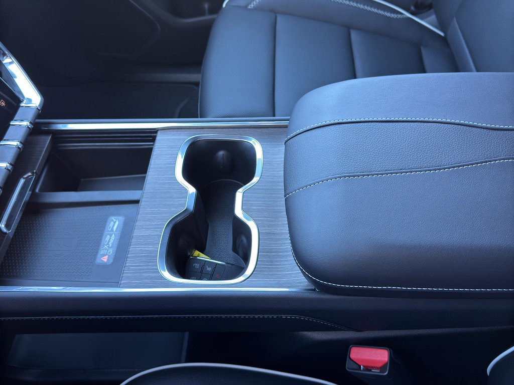 New 2026 GMC Acadia Denali w/ Super Cruise Package image 33