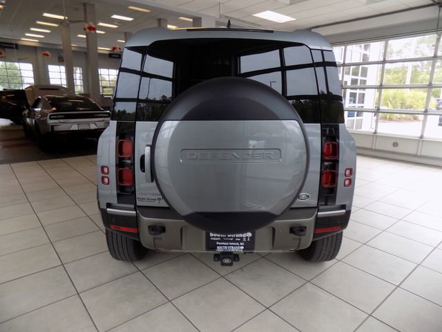 Used 2022 Land Rover Defender 110 X-Dynamic SE AWD/4WD image 7