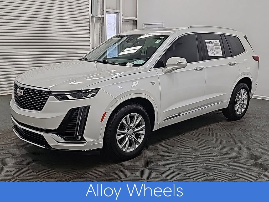 Used 2023 Cadillac XT6 Luxury image 4
