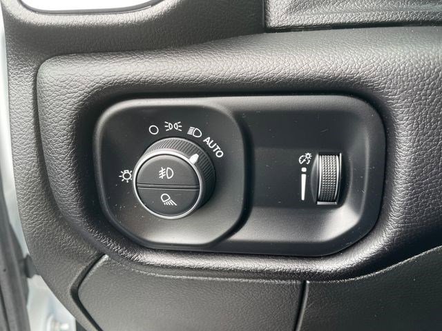 Certified 2024 RAM 2500 Big Horn AWD/4WD image 38