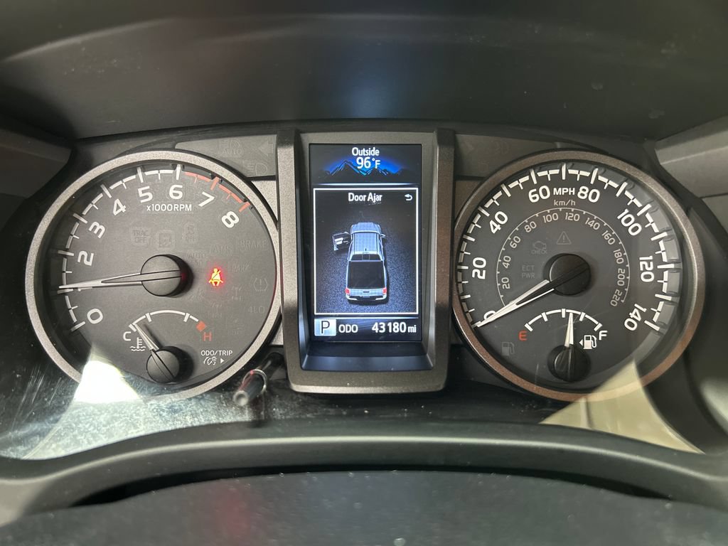Used 2018 Toyota Tacoma TRD Sport RWD image 22
