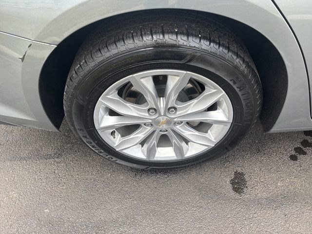 Used 2023 Chevrolet Malibu LT image 44