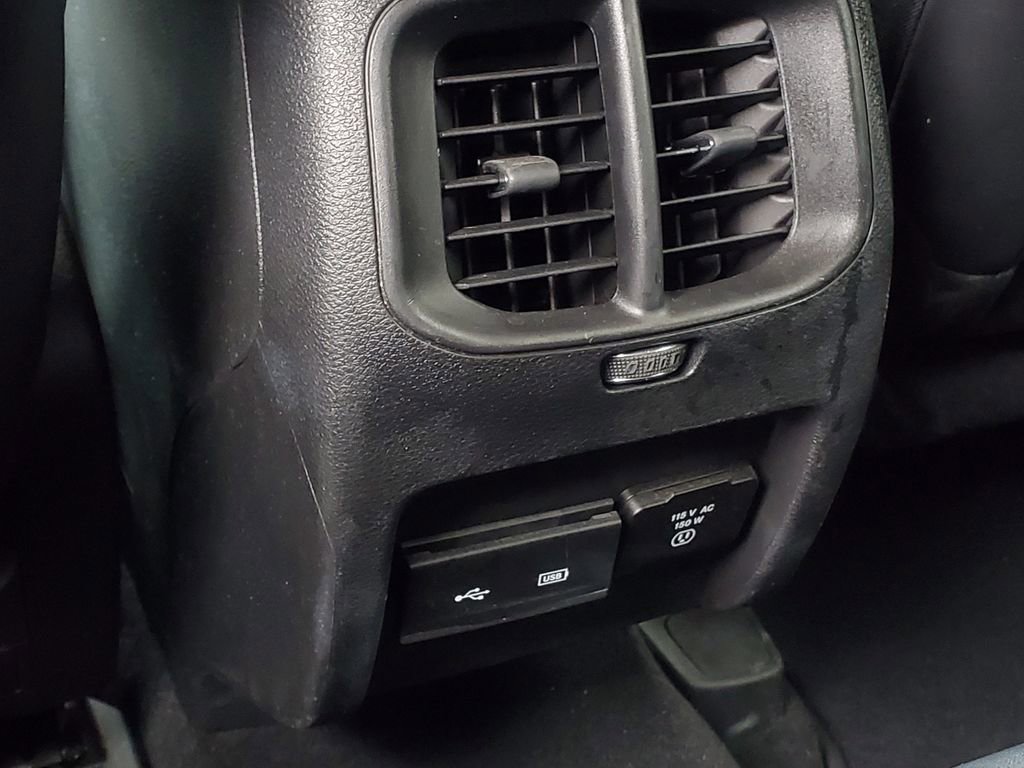 Used 2020 Jeep Cherokee Limited image 33