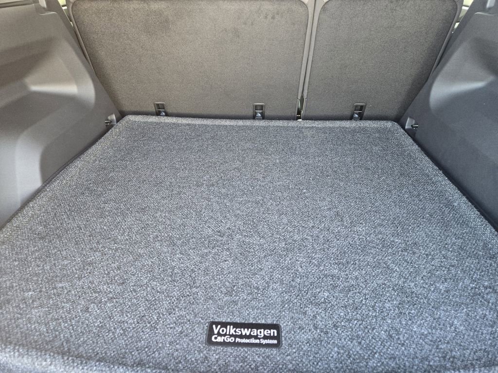 New 2026 Volkswagen Atlas Cross Sport SE image 23