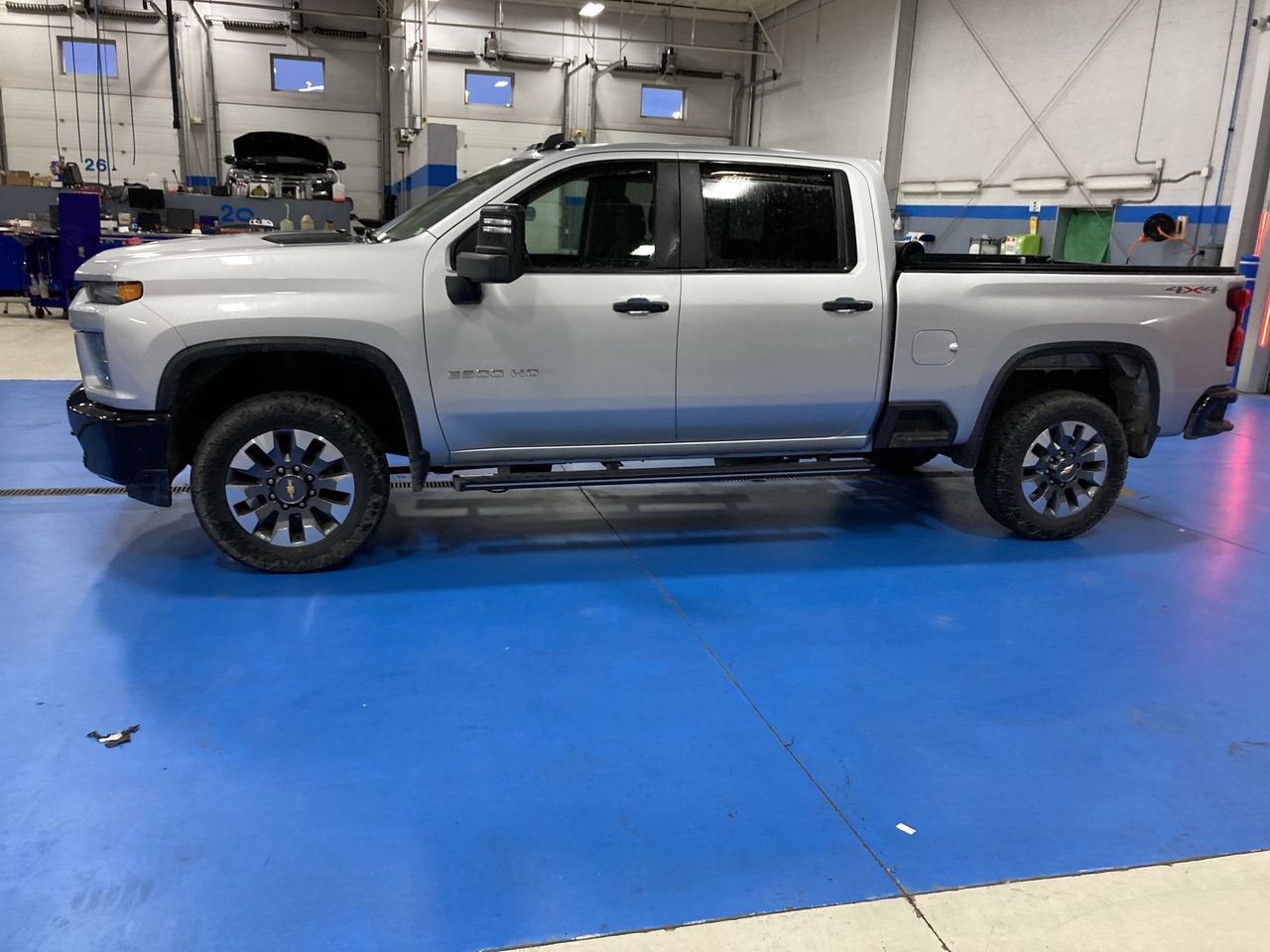 Used 2021 Chevrolet Silverado 2500 Custom w/ Custom Value Package AWD/4WD image 4