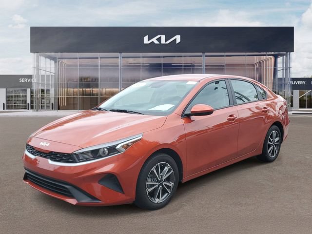 Certified 2023 Kia Forte LXS FWD image 3