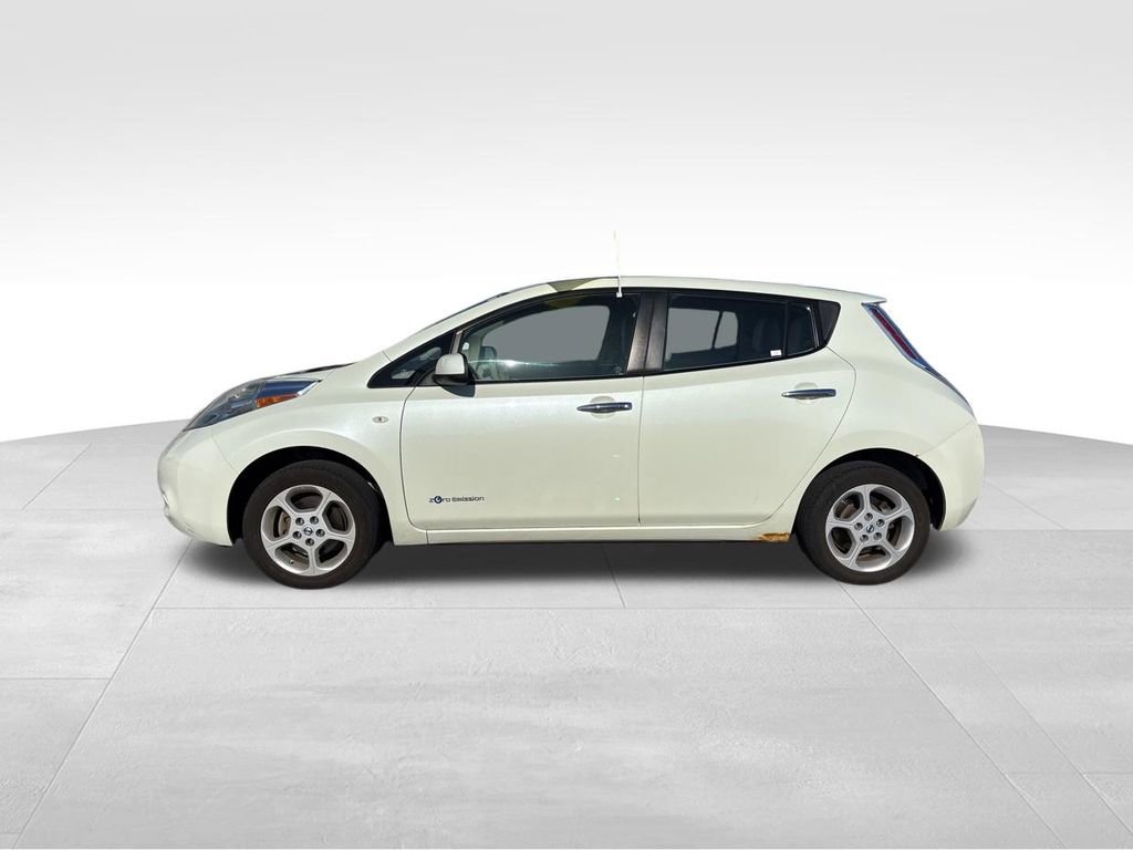 Used 2011 Nissan Leaf SL FWD image 5