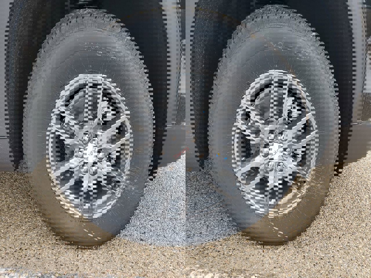 New 2025 GMC Acadia Elevation image 52