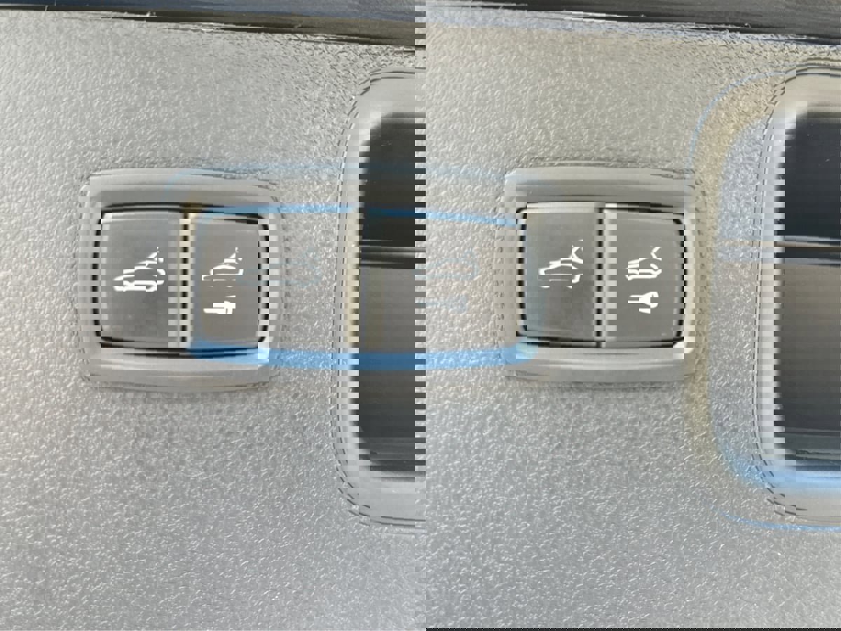 Used 2018 Porsche Macan GTS w/ Premium Package Plus image 26