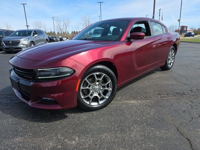 Used 2017 Dodge Charger SXT w/ AWD Plus Group image 2