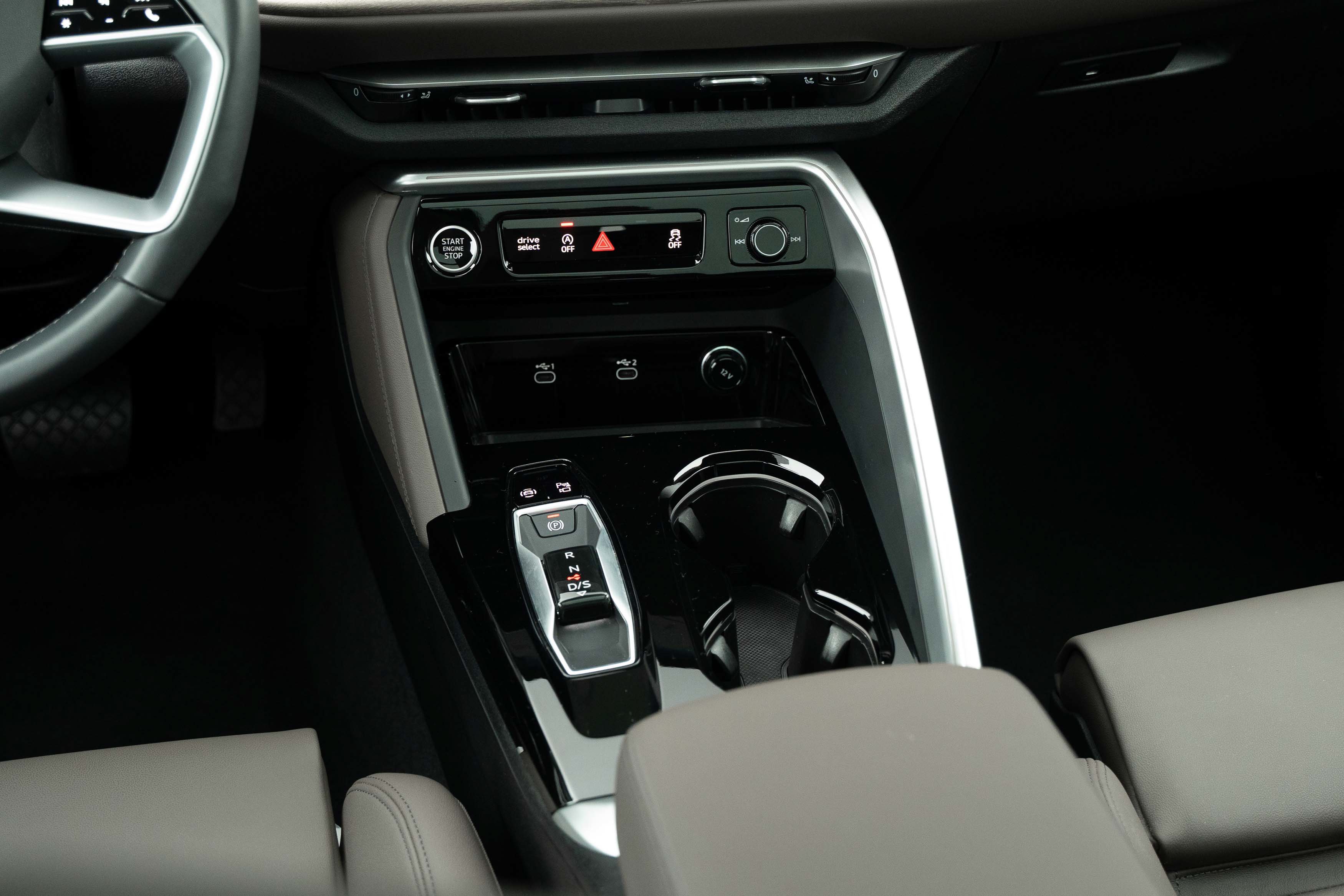 Certified 2025 Audi Q5 Premium AWD/4WD image 12