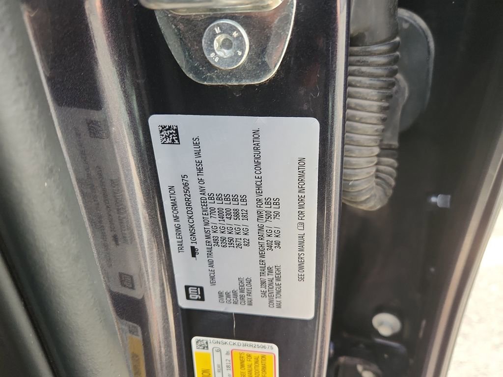 Used 2024 Chevrolet Suburban LT AWD/4WD image 19