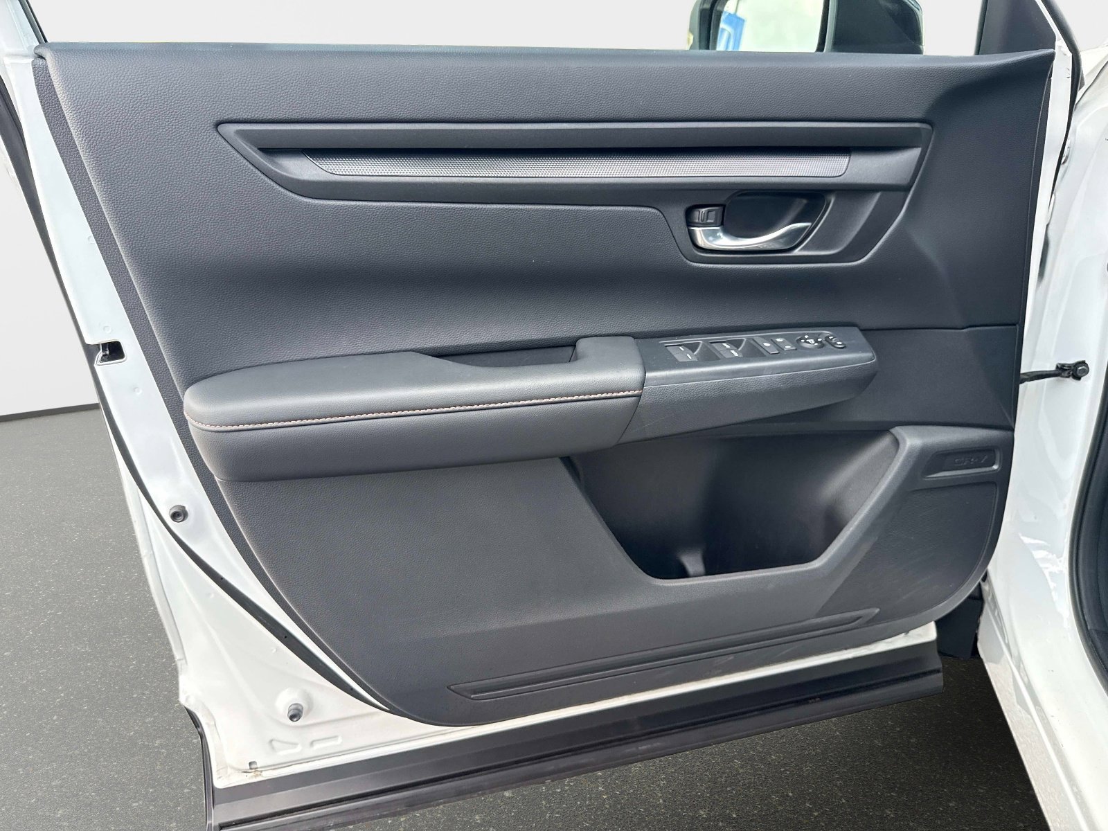 Used 2023 Honda CR-V Sport image 17