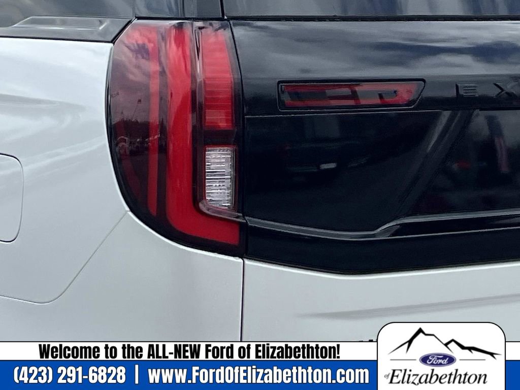 New 2026 Ford Expedition Max Platinum image 5