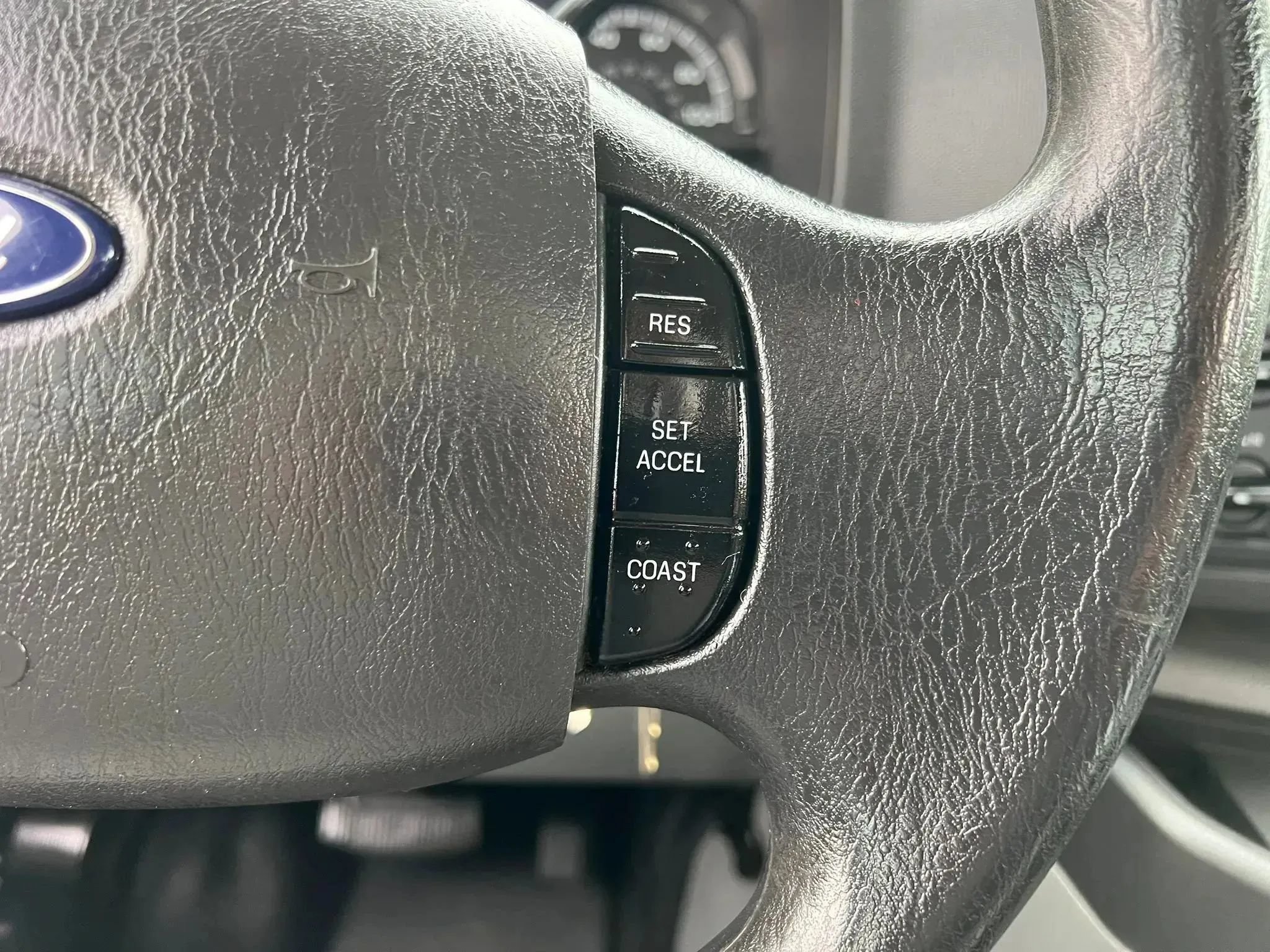 Used 2011 Ford E-150 and Econoline 150 w/ PWR Group RWD image 18
