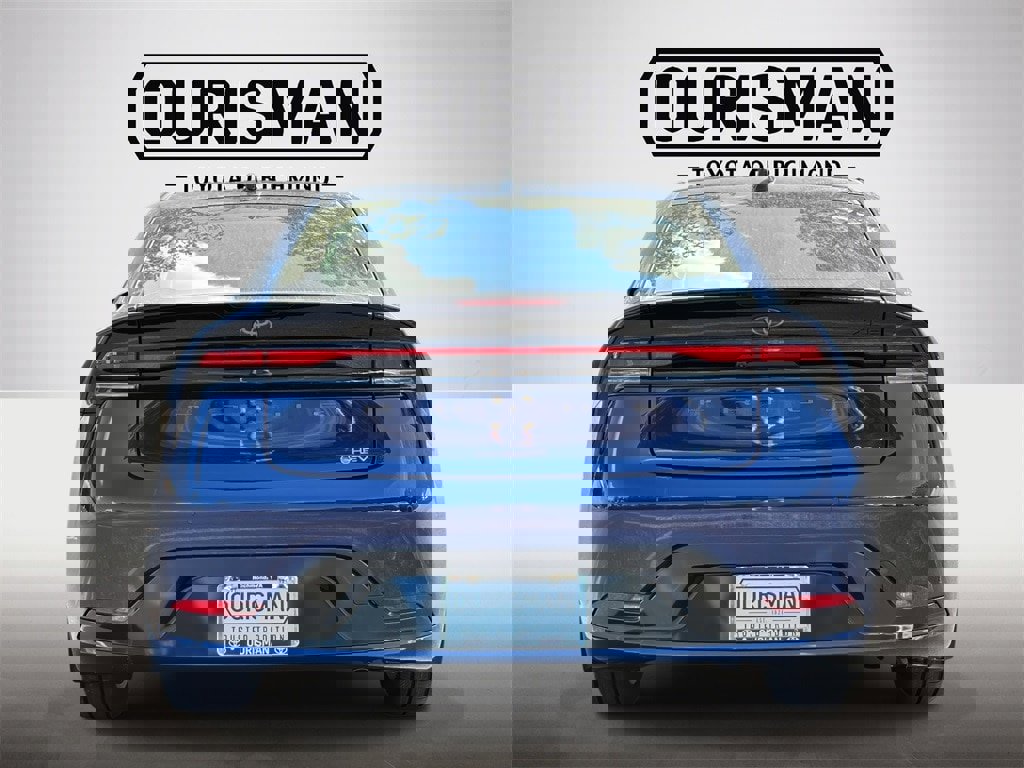 New 2026 Toyota Prius XLE image 19