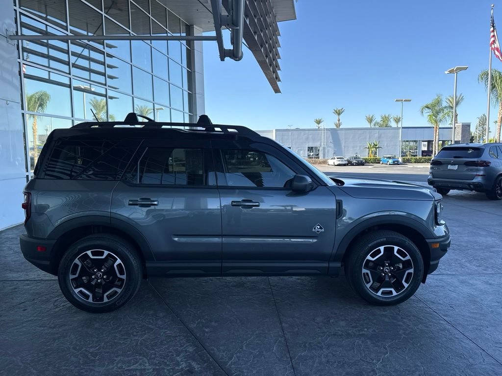 Used 2023 Ford Bronco Sport Outer Banks AWD/4WD image 3