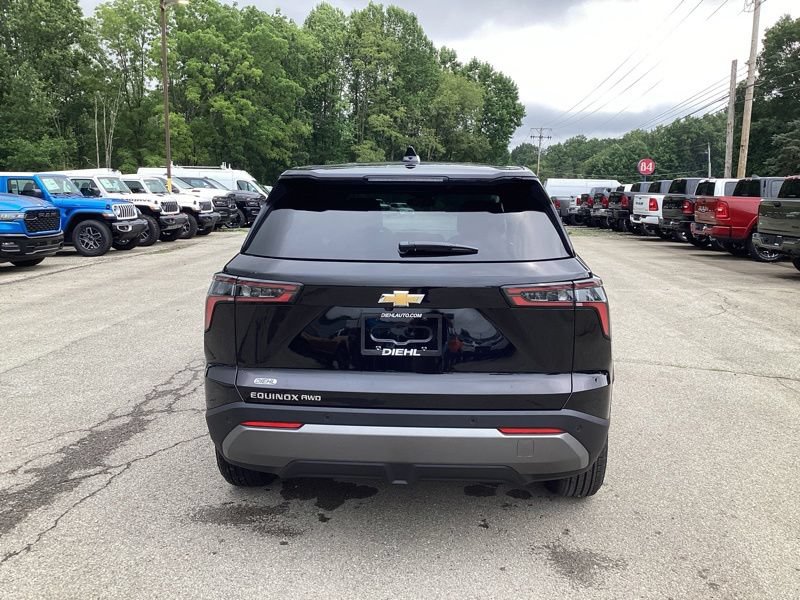 New 2027 Chevrolet Equinox LT w/ Convenience Package II AWD/4WD image 6