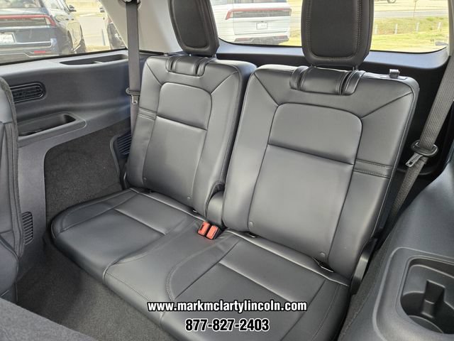 New 2026 Lincoln Aviator 2WD image 8