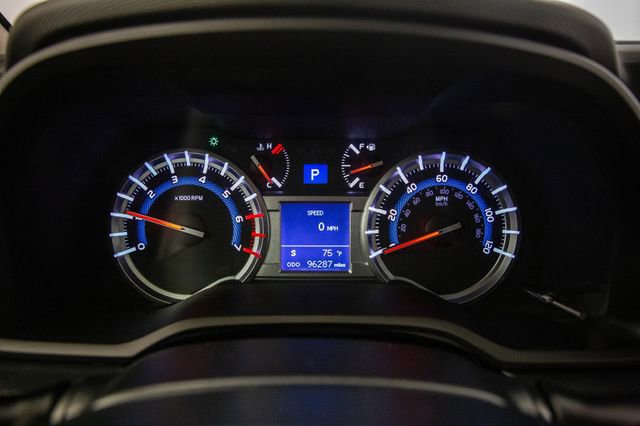 Used 2016 Toyota 4Runner SR5 Premium image 8